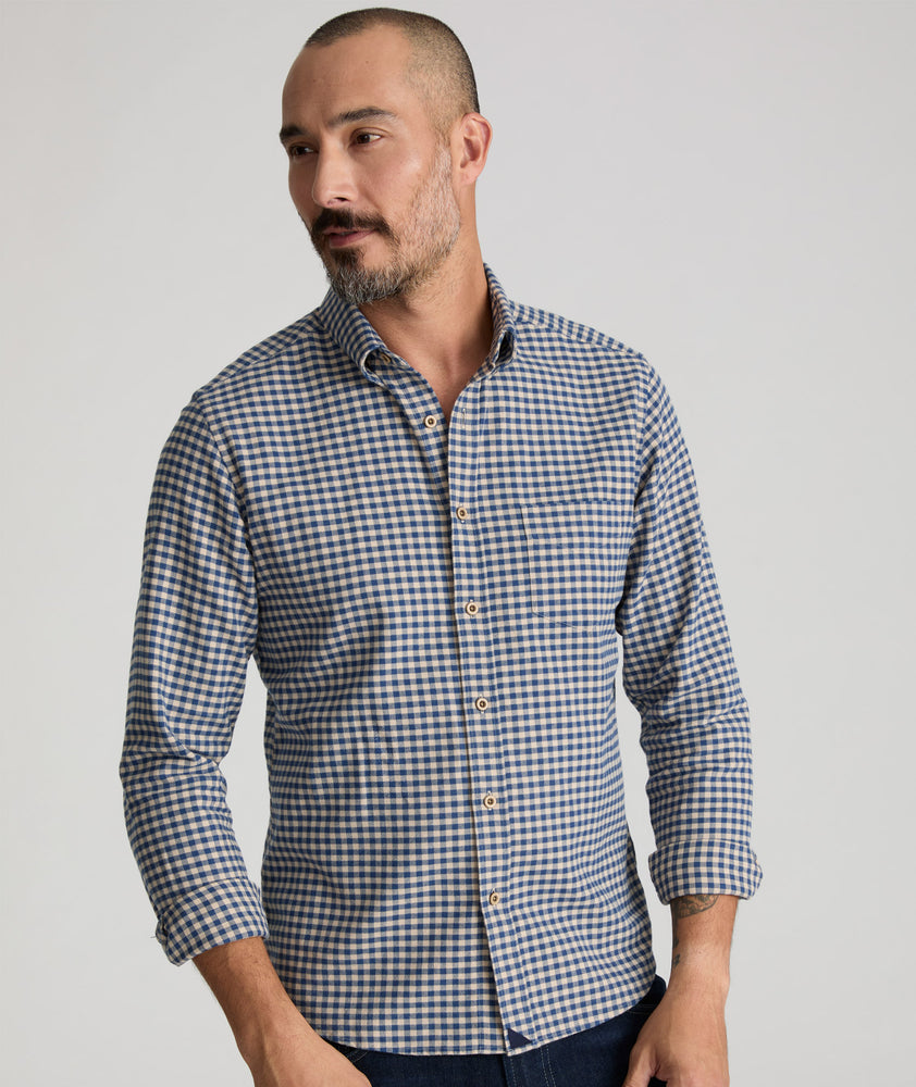 Model is wearing UNTUCKit Flannel Cerasuolo Shirt.