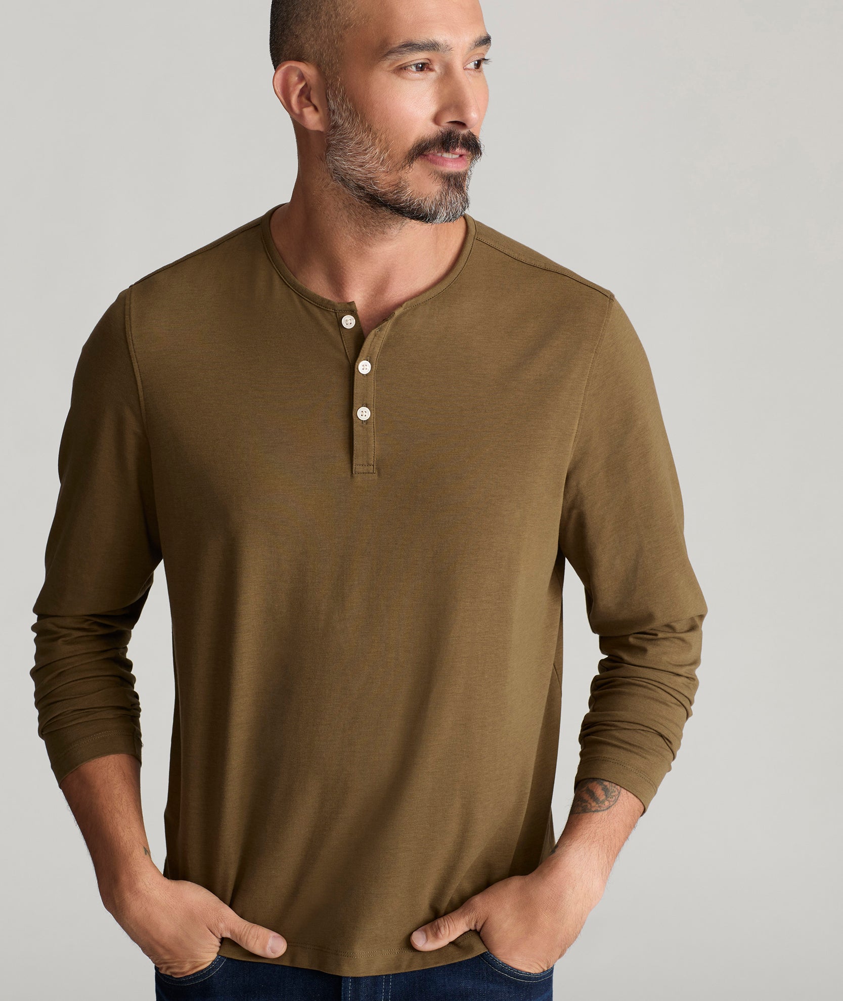 EcoSoft Henley Olive Green UNTUCKit