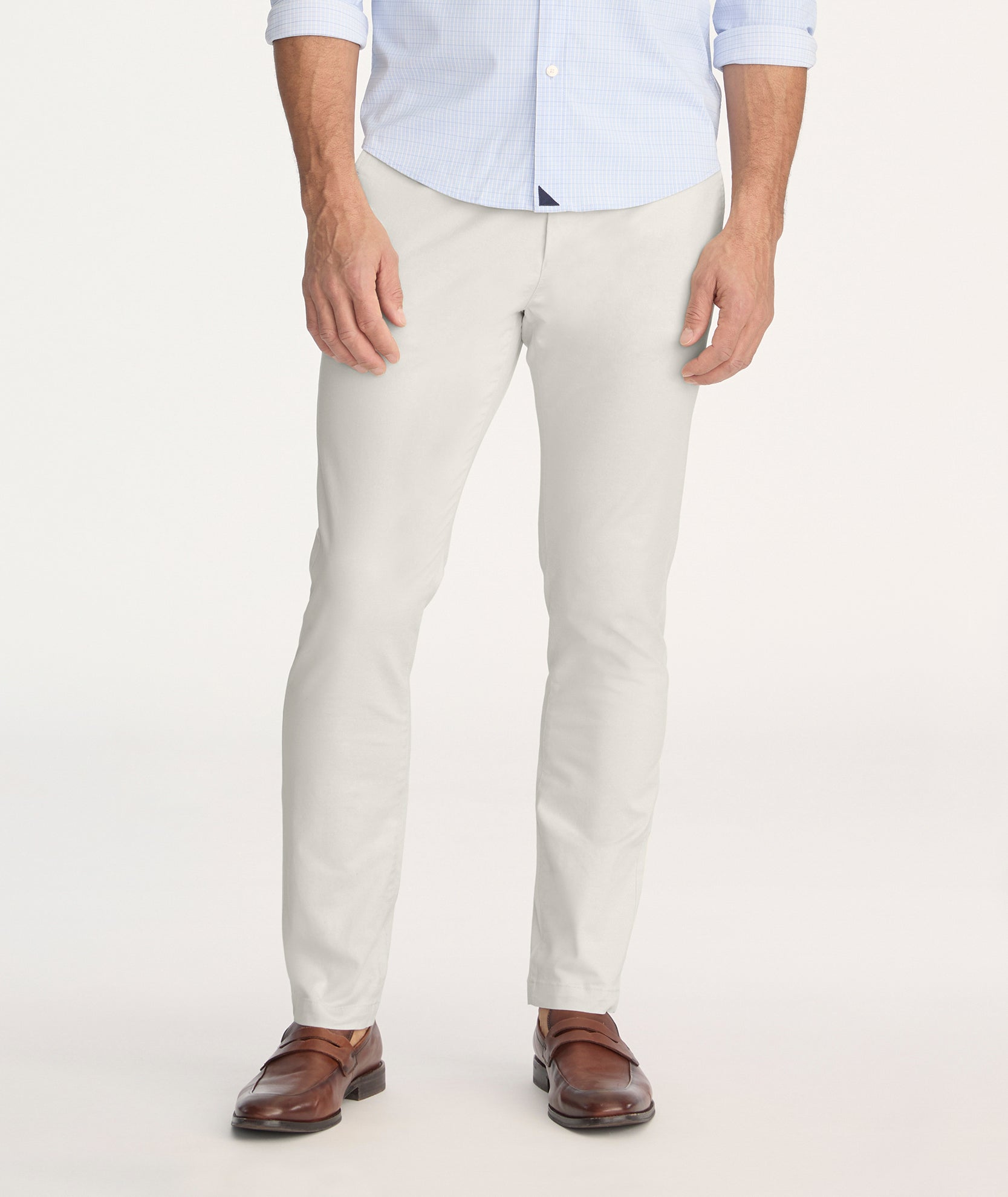 Classic fit chino pants online