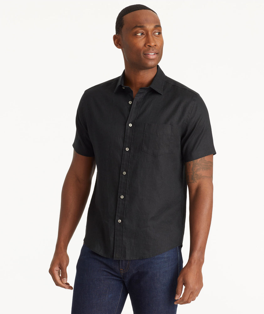 Wrinkle-Resistant Linen Short-Sleeve Cameron Shirt Black | UNTUCKit