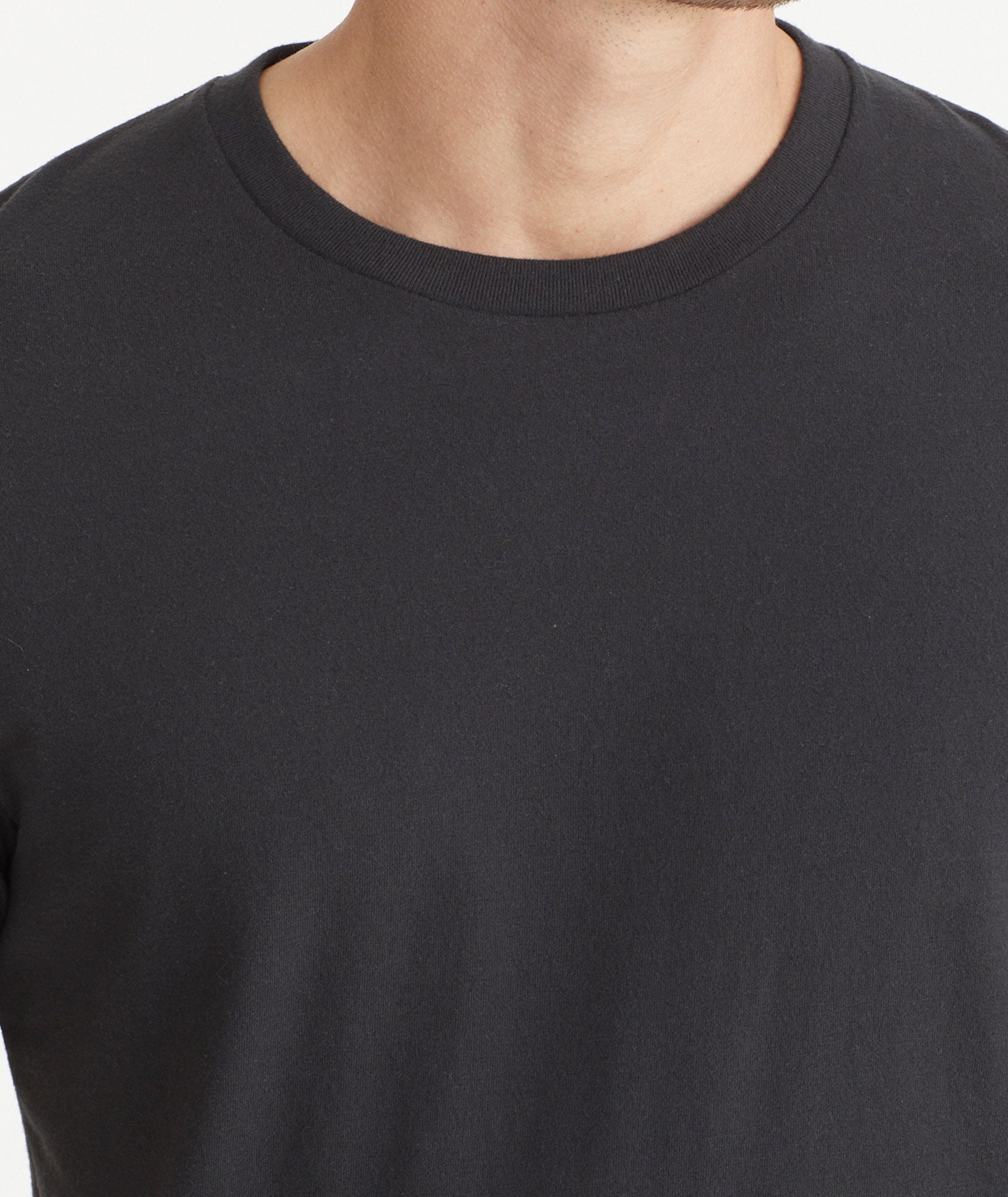 Ultrasoft Tee Black | UNTUCKit