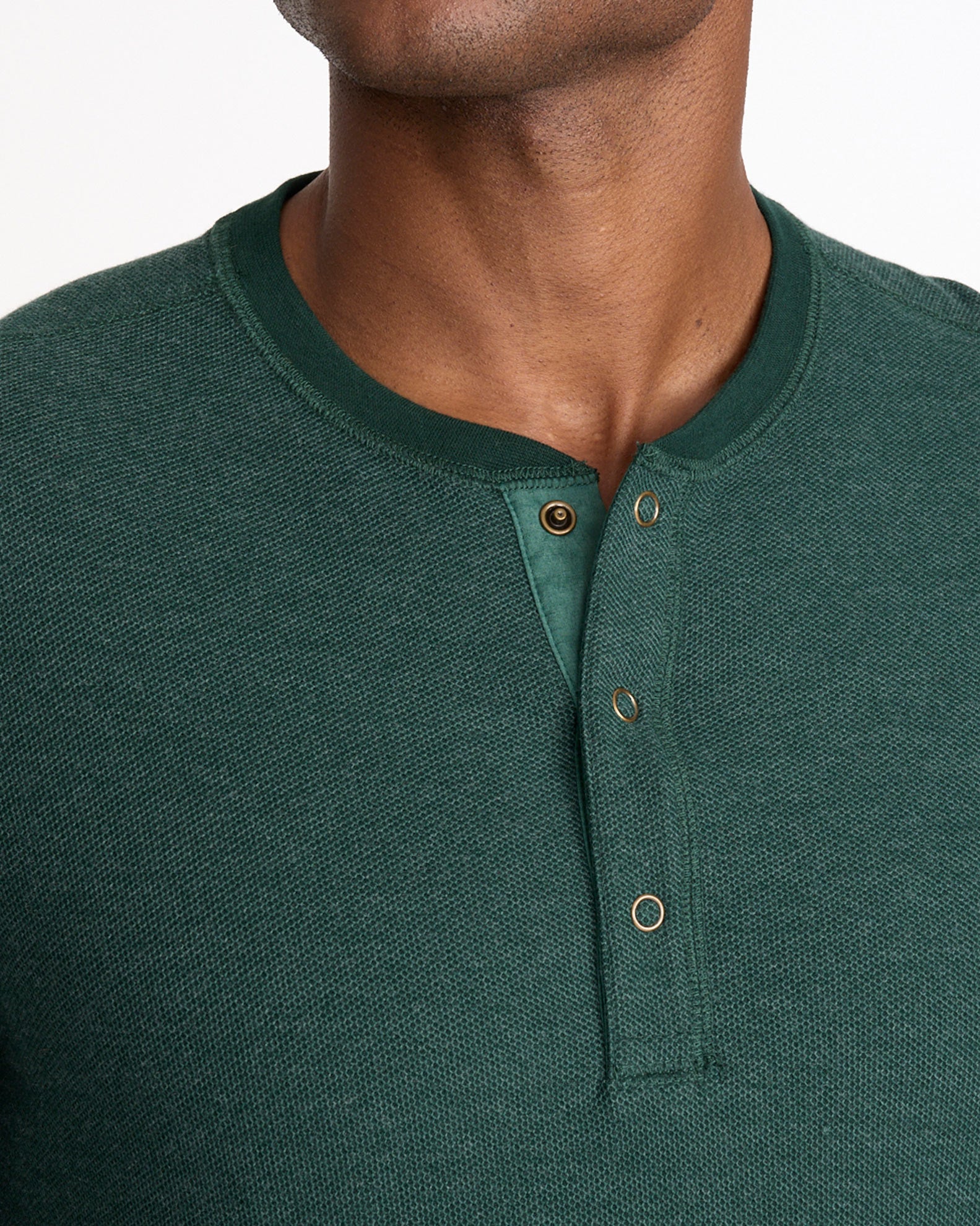 Textured Long-Sleeve Henley Deep Green | UNTUCKit